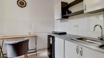 Apartment | Private kitchen | Electric kettle