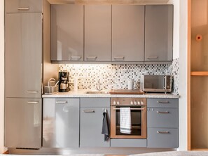 House | Private kitchen | Dishwasher, coffee/tea maker - Sevenig Our Family Farmhouse (Sevenig)