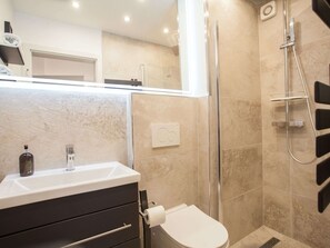 Apartment | Badezimmer
