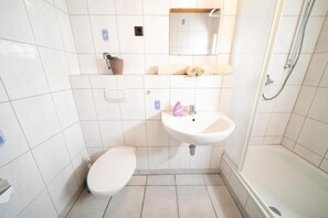 Apartment | Badezimmer