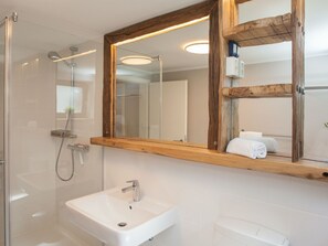 Apartment | Badezimmer