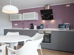 Apartment | Eigene Küche | Hochstuhl