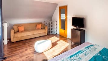 House | 3 bedrooms, bed sheets