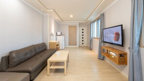 Basic Room, 1 Bedroom (ssangdung-ijaliA(Indoor BBQ)) | 1 bedroom, free WiFi