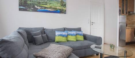 Apartment | Living area