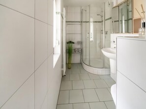 Bungalow | Bathroom - Bungalow in Harz Mountains With Roof Terrace (Harzgerode)