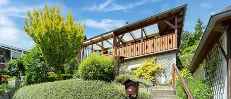 Bungalow | Exterior