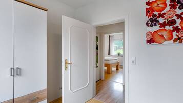 Ferienhaus | 3 Schlafzimmer, individuell eingerichtet, Bettwäsche