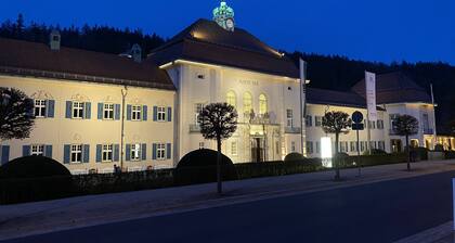 Directly at the spa gardens, barrier-free, quiet, newly renovated, 60 sqm