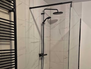 House | Bathroom