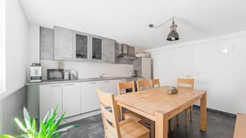 Apartment | Private kitchen | Stovetop
