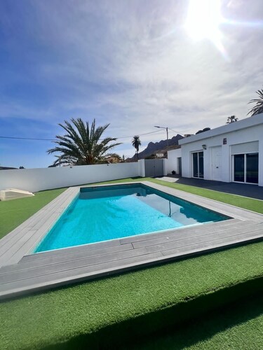 Vacation Home"'Casa Mayra" with Sea View, Private Pool & Wi-Fi