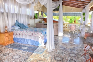 7 bedrooms, iron/ironing board, free WiFi, bed sheets