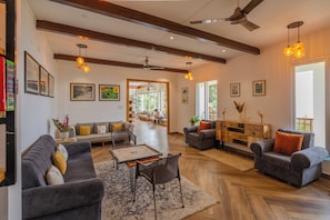 Reception - The Rudraksh, A Himalayan Retreat (Tehri)