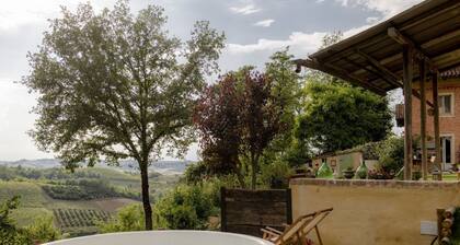Cozy "Lindhouse" Apartment with Jacuzzi - Ulivo