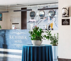 Reception - Rich Park Hotel (Tashkent)