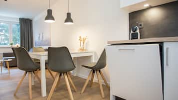 Apartment | Dining