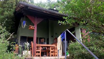 House | Outdoor dining