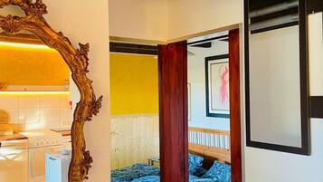 2 bedrooms, individually furnished, iron/ironing board, bed sheets