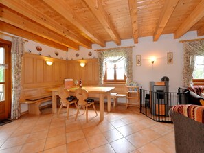 House | Dining