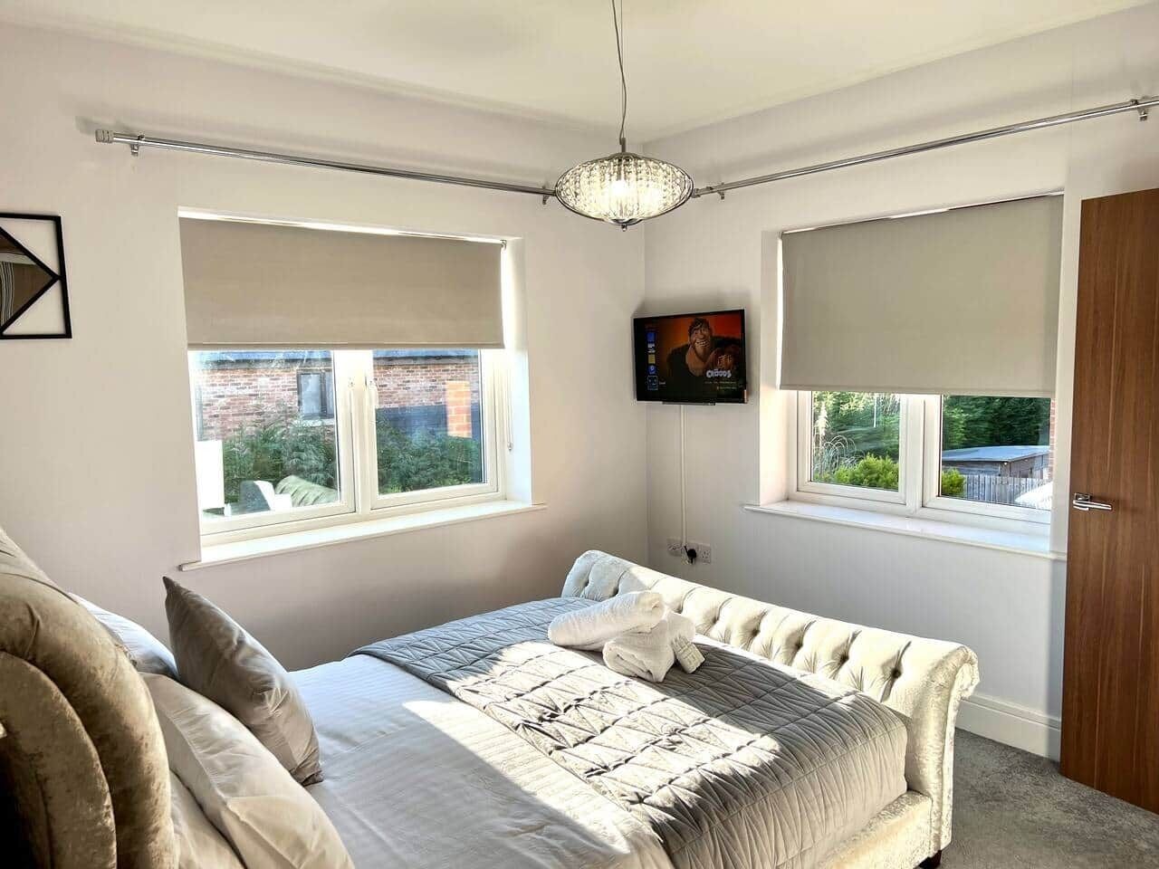 4 bedrooms, iron/ironing board, travel cot, free WiFi