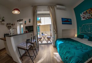 1 camera, culla da viaggio, Wi-Fi gratuito, lenzuola