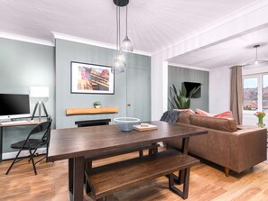 Cottage | Interior - The View (Whitby)