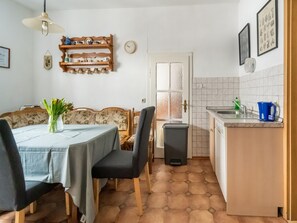 House | Dining - Holiday Home With Terrace and Garden (Grossbreitenbach)