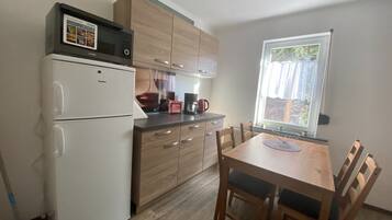 Apartment | Private kitchen | Electric kettle, toaster