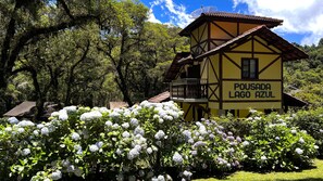 Exterior - Pousada Lago Azul  (Camanducaia)