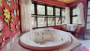 Apartamento standard com Hidromassagem Dupla | Poreamme