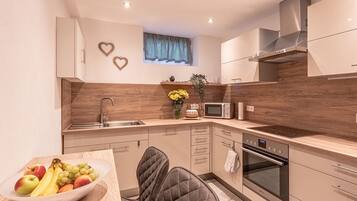 Apartment | Private kitchen | High chair
