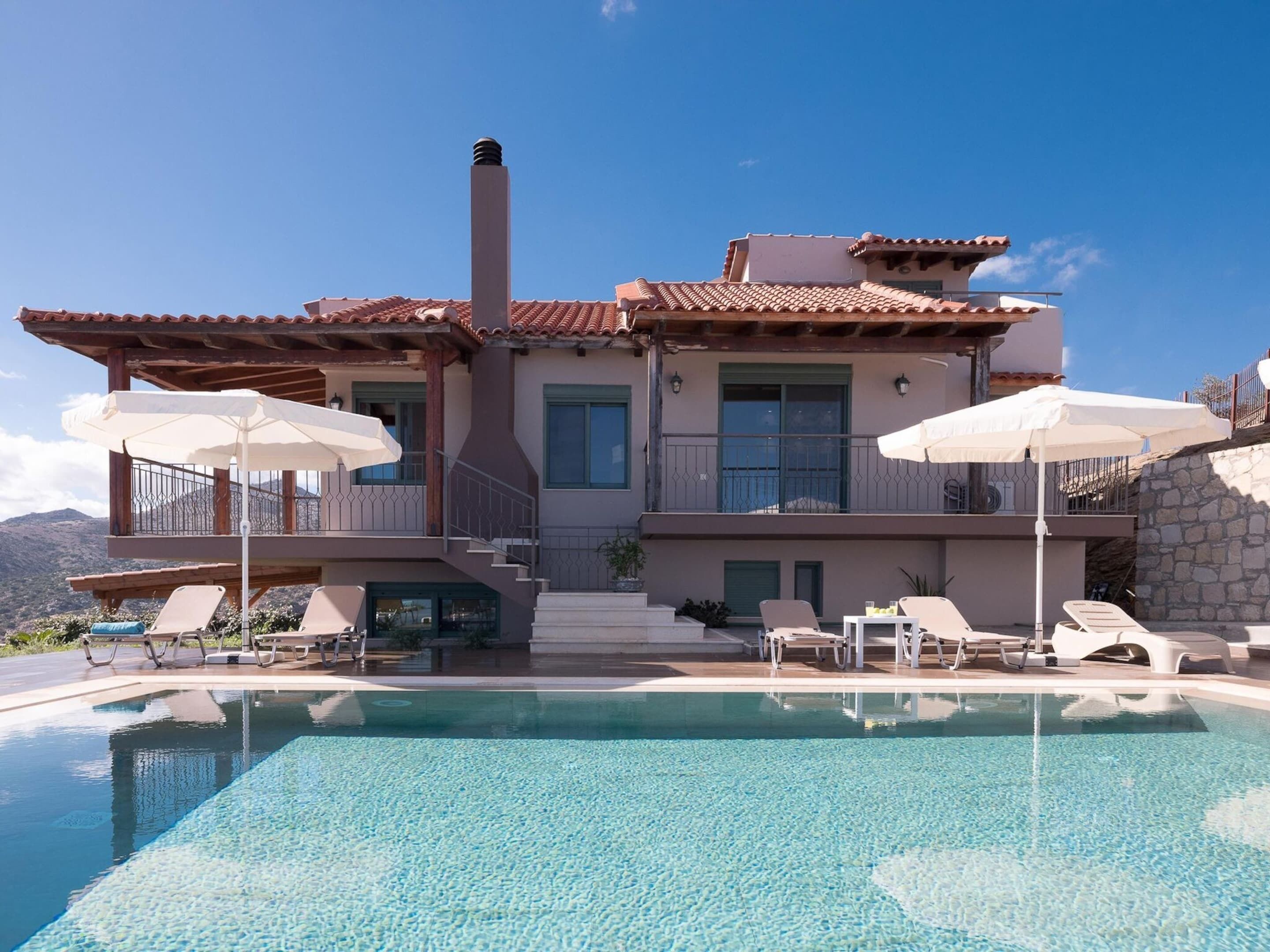 Villa | Pool | Indoor pool, outdoor pool