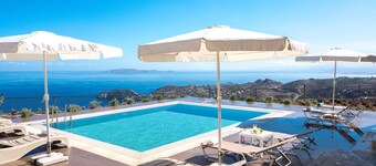 Villa Near Seaside Village With Pool