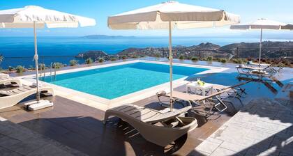 Villa Near Seaside Village With Pool