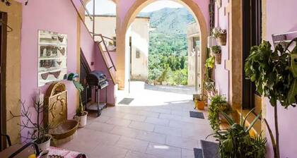 Snug Apartment in Kournas With Balcony/terrace
