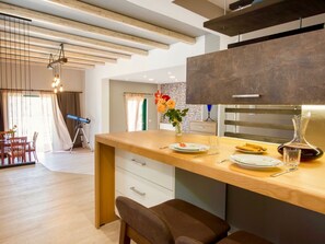 Villa | Cuisine privée | Chaise haute