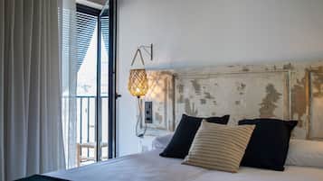 Standaard kamer, balkon | Hypoallergeen beddengoed, een kluis op de kamer, individueel gedecoreerd