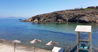 Vibrant Apartment in Rafina With Garden