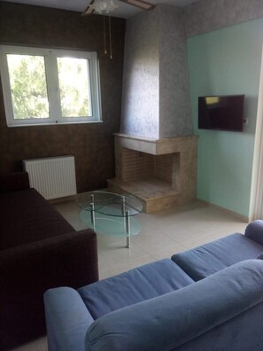 Apartment | Living room