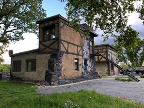 Exterior - Sleeping in the Havenburg on the Elbe cycle path (Coswig (Anhalt))