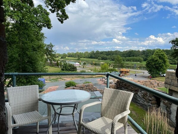 Property grounds - Sleeping in the Havenburg on the Elbe cycle path (Coswig (Anhalt))