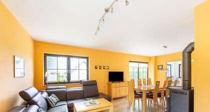 Apartment With Terrace and Garden