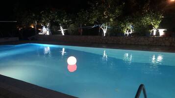 Lägenhet | Pool | Utomhuspool