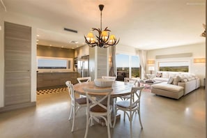 Casa, para fumadores | 4 habitaciones
