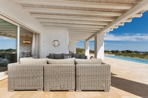 House, Smoking | 4 bedrooms - 246 Villa Extralusso con Piscina a Manduria (Manduria)
