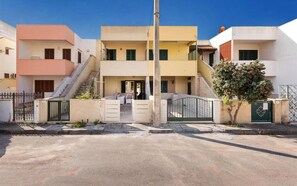 House - 1700 Casa Mya in Lido Marini (Salve)