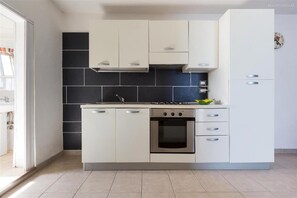 House | 2 bilik tidur