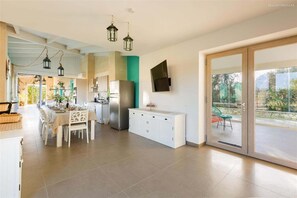 Casa, para fumadores | 6 habitaciones 