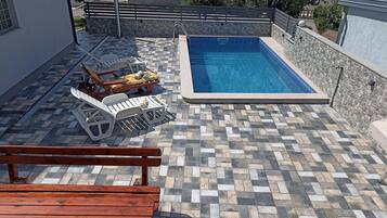 Huis | Zwembad | Een binnenzwembad, een buitenzwembad